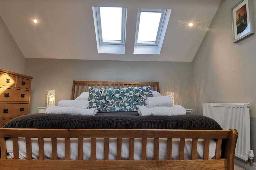 3 Bedroom Townhouse, Free Parking York Bagian luar foto